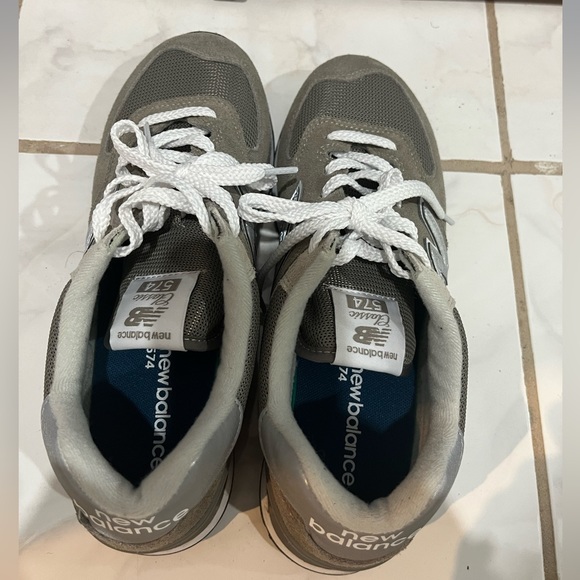 New Balance 574 Sneakers. - Picture 5 of 11